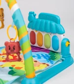 Muzička podloga za bebe sa lukom, igračkicama i klavirom – model 518A-25 (na baterije) - Slika 4