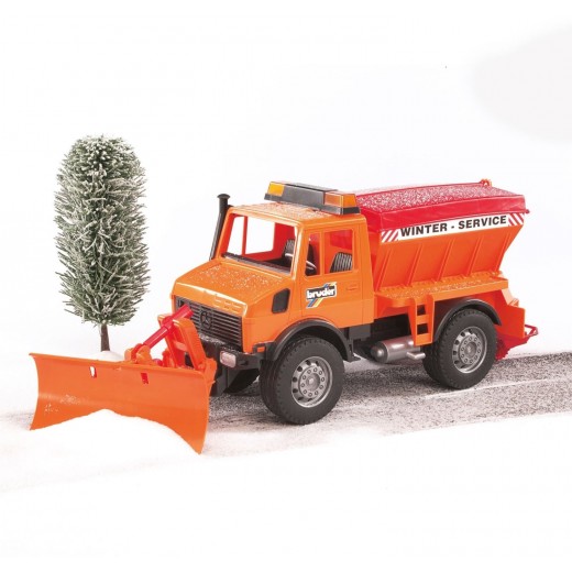 025724.jpg Kamion MB Unimog Winter servis - Slika 1